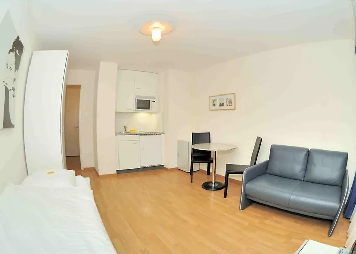 Cozy Near Station - Crown 38 * Zurique